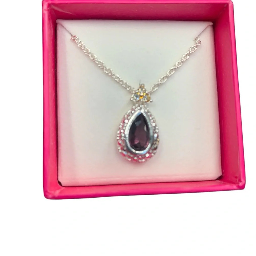 Avon pear shaped necklace with rhinestone accents amethyst color NIB 20”